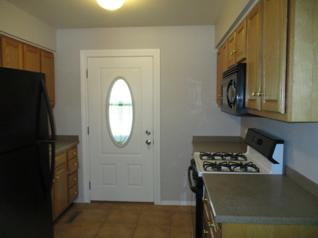 7514 Pingree Road Crystal Lake, IL 60014 - Photo 7 of 18
