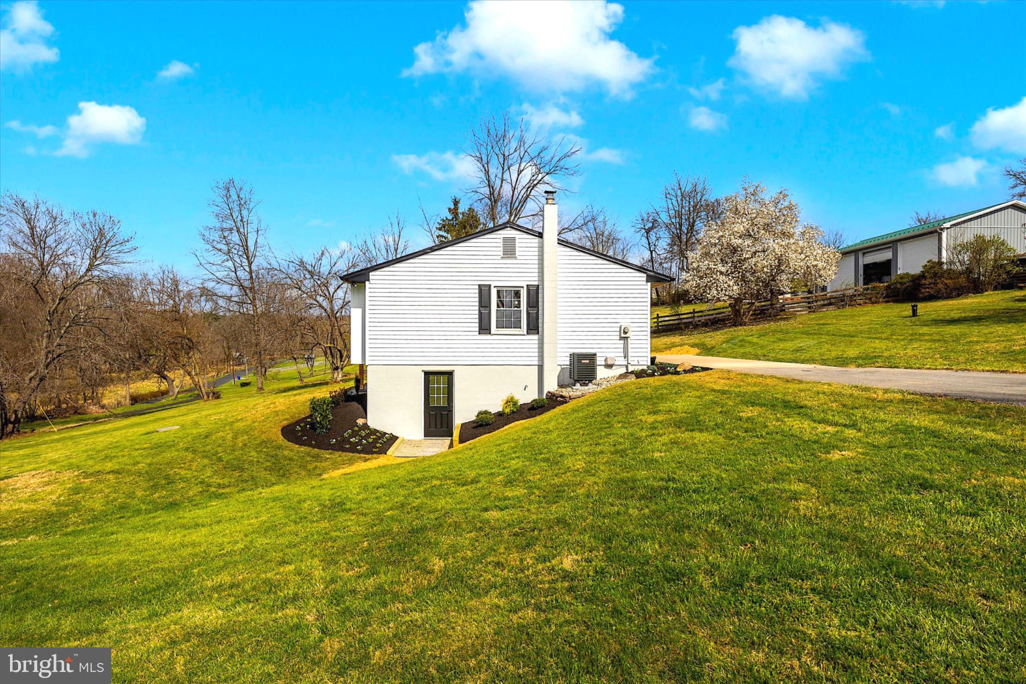 13611 Harrisville Road Mount Airy, MD 21771 - Photo 35 of 41 Gallery Image 35
