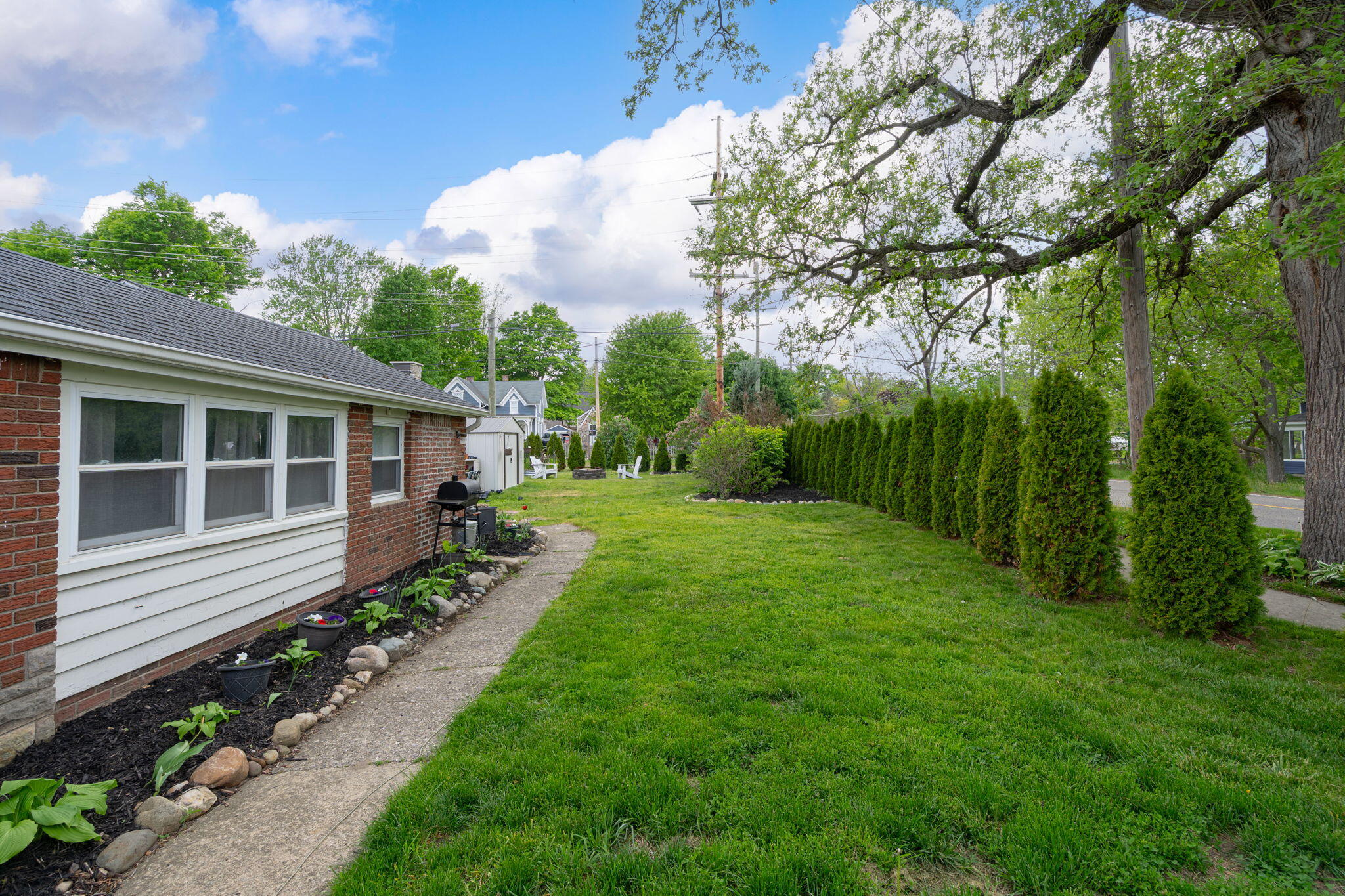 276 East Gates Street Romeo, MI 48065 - Photo 5 of 26 5-web-or-mls-exteriors-5