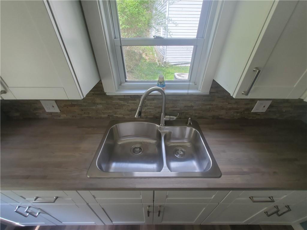 511 Evergreen Road Leechburg, PA 15656 - Photo 4 of 19 Gallery Image 4
