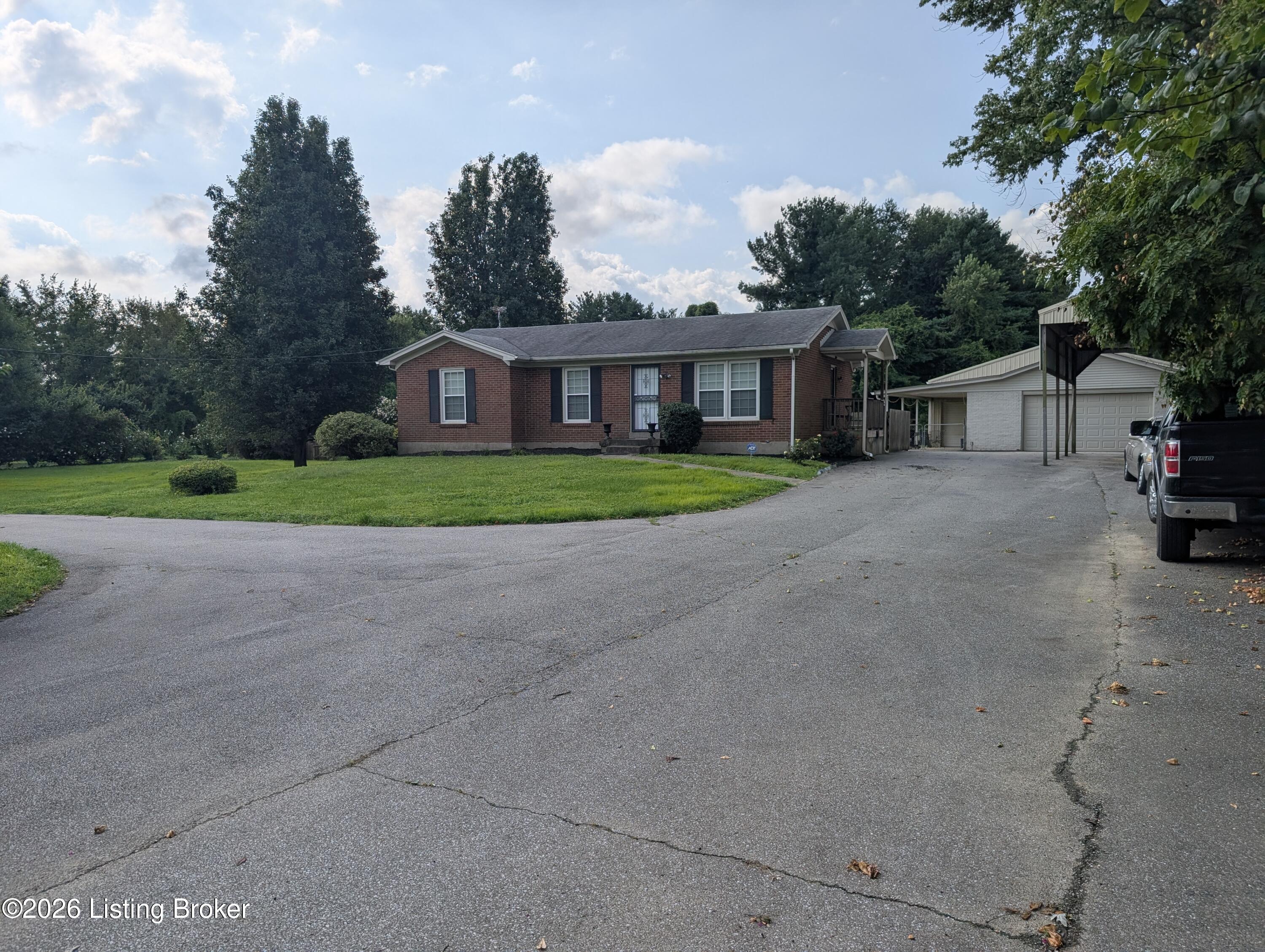7804 East Manslick Road Louisville, KY 40228 - Photo 44 of 56 PXL_20260722_135534486