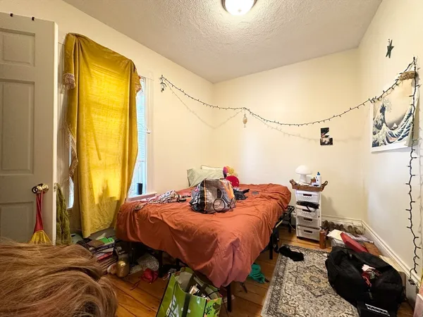 $3,350 | 146 Webster Avenue, Unit 3, Cambridge, MA 02141