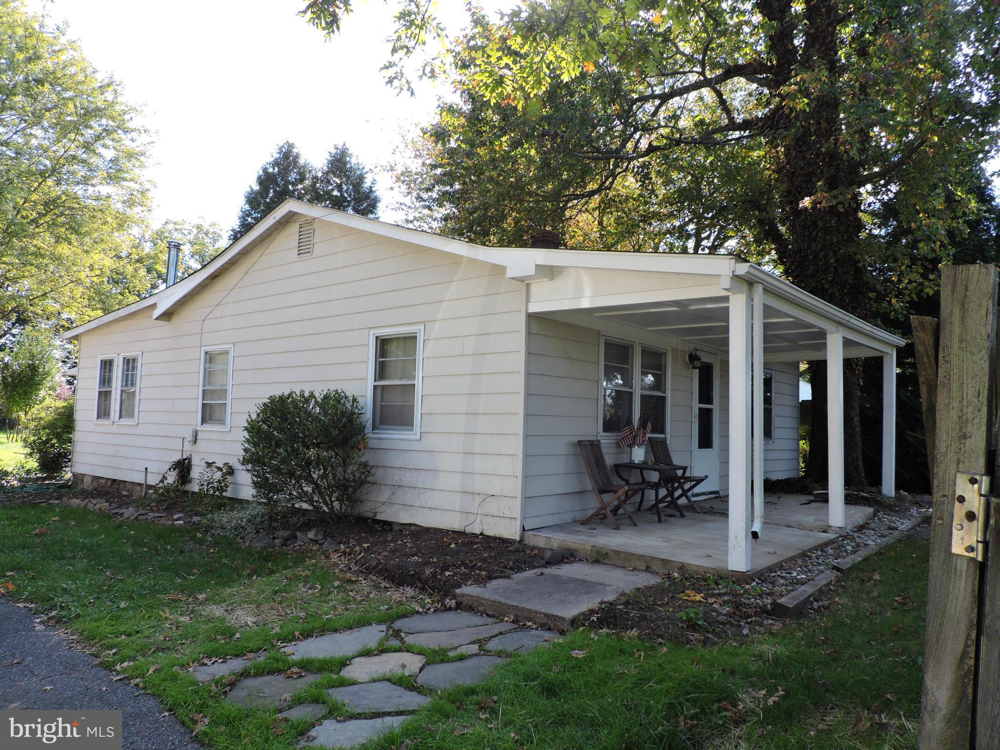 3975 Rectortown Road Marshall, VA 20115 - Photo 1 of 23 Exterior (Front)