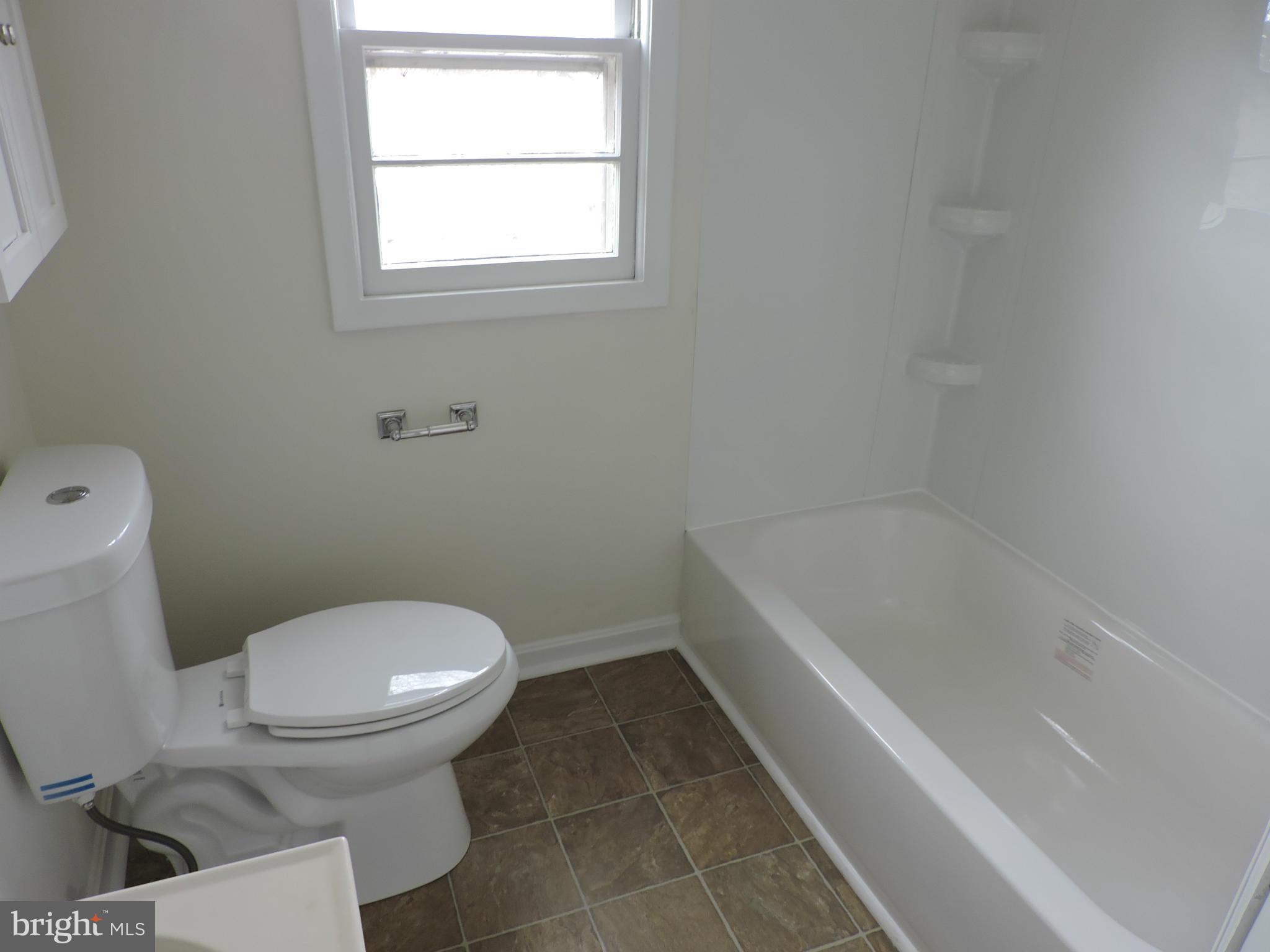 3975 Rectortown Road Marshall, VA 20115 - Photo 19 of 23 Bath