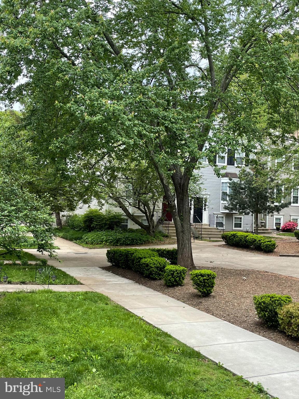 2432 Ridgehampton Court Reston, VA 20191 - Photo 5 of 11