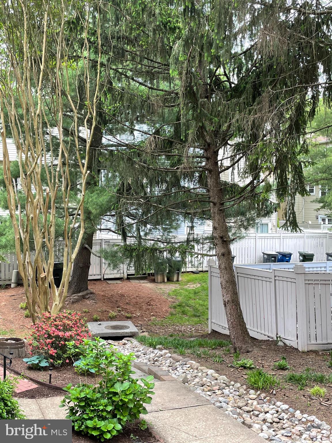 2432 Ridgehampton Court Reston, VA 20191 - Photo 6 of 11