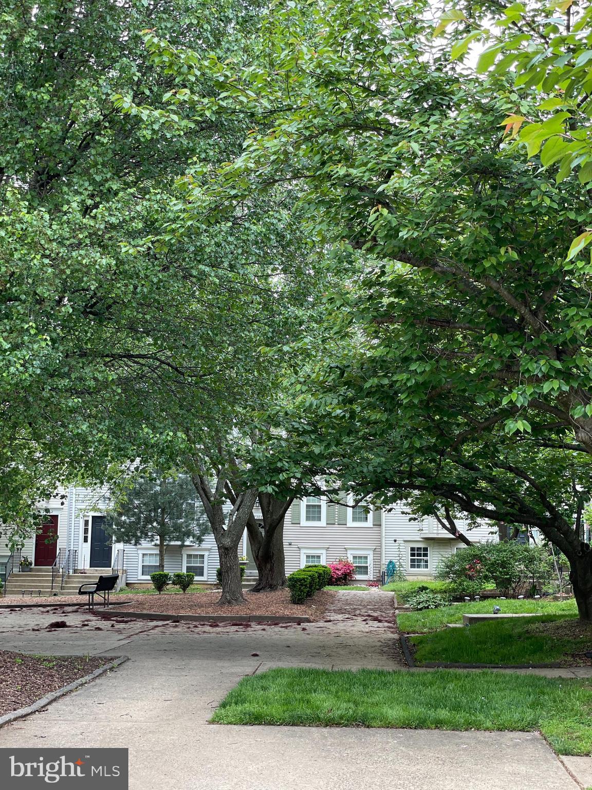 2432 Ridgehampton Court Reston, VA 20191 - Photo 9 of 11