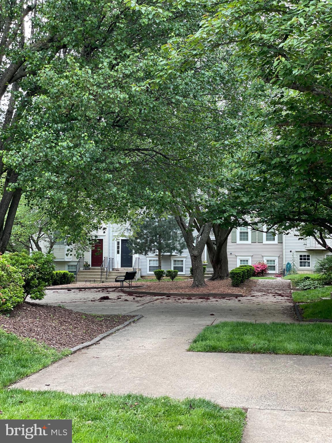 2432 Ridgehampton Court Reston, VA 20191 - Photo 10 of 11