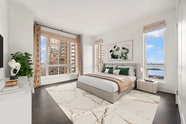 $19,000 | 200 East 95th Street, Unit 20C | Upper East Side