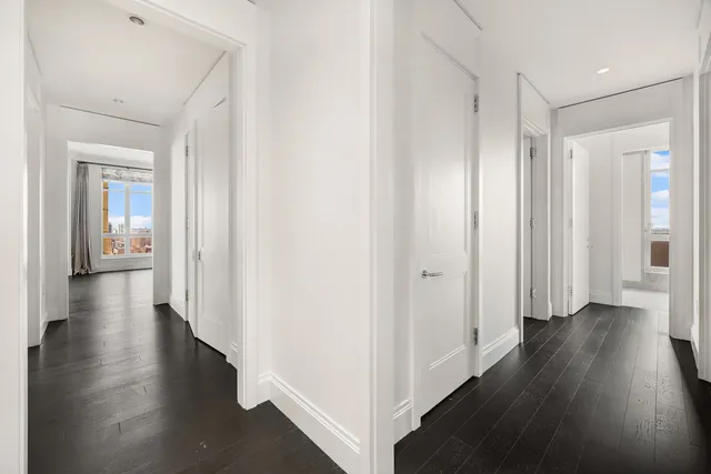 $19,000 | 200 East 95th Street, Unit 20C | Upper East Side