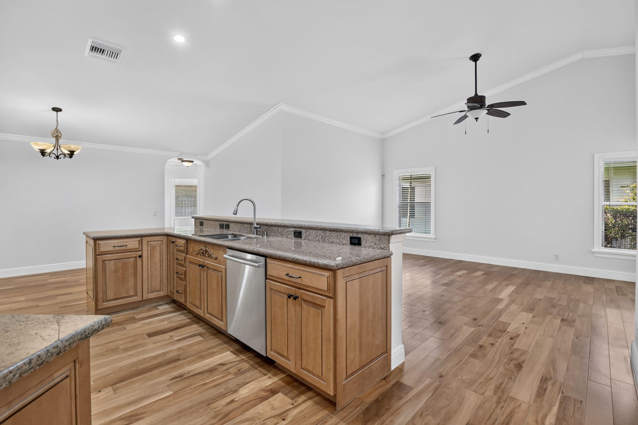 1959 Water Ridge Drive Weston, FL 33326 - Photo 10 of 58 13-web-or-mls-_A7A6398