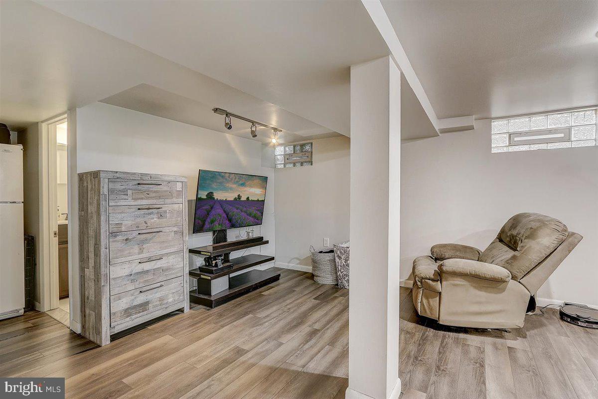 1822 Aberdeen Road Towson, MD 21286 - Photo 23 of 56