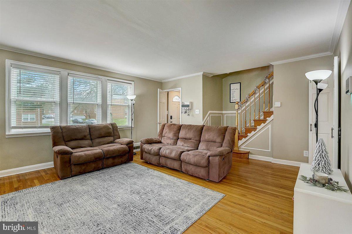 1822 Aberdeen Road Towson, MD 21286 - Photo 6 of 56