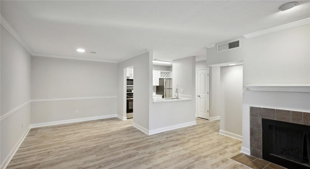 100 Pinhurst Drive, Unit 1124L Atlanta, GA 30339 - Photo 5 of 37