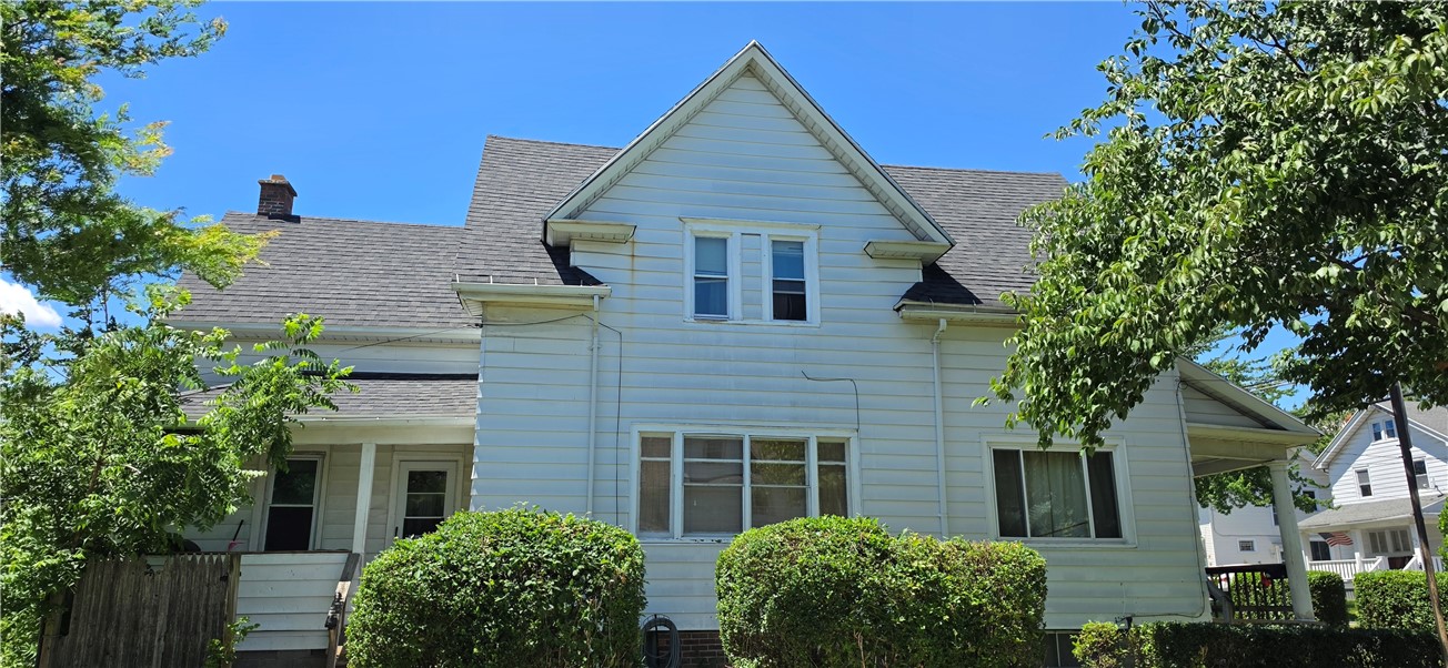 385 Fernwood Avenue Rochester, NY 14609 - Photo 5 of 28