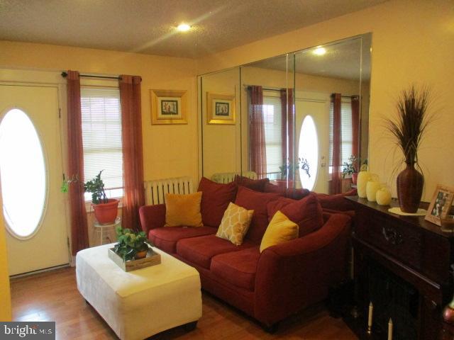 36 Golf Road Upper Darby, PA 19082 - Photo 4 of 17 Gallery Image 4
