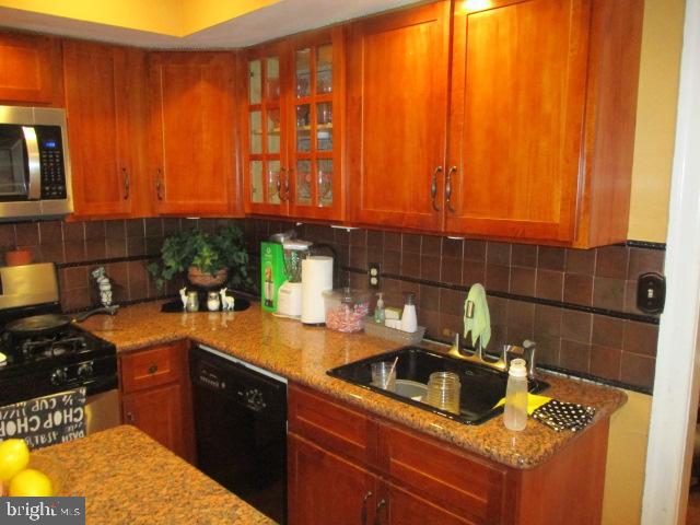 36 Golf Road Upper Darby, PA 19082 - Photo 9 of 17 Gallery Image 9