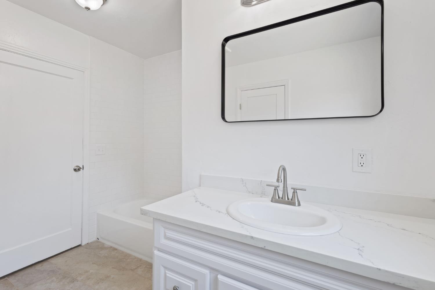 365 East Main Street Merced, CA 95340 - Photo 18 of 27