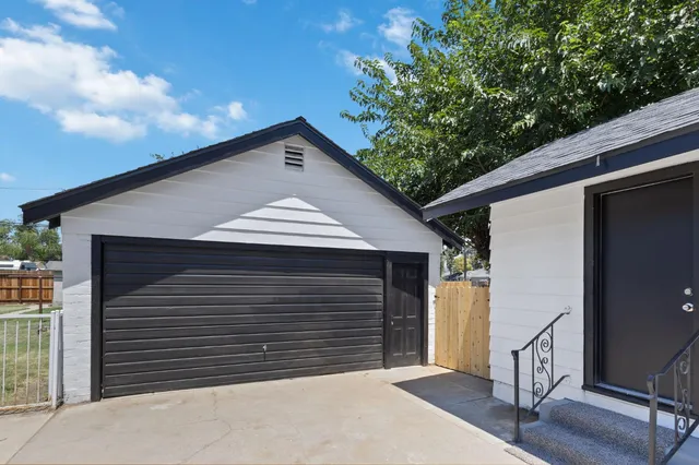 $374,998 | 365 East Main Street, Merced, CA 95340