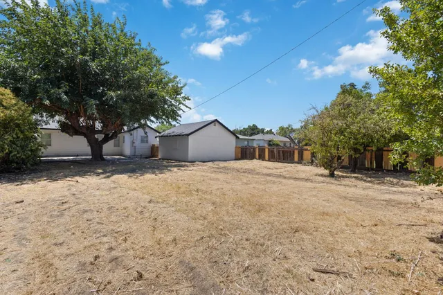 $374,998 | 365 East Main Street, Merced, CA 95340