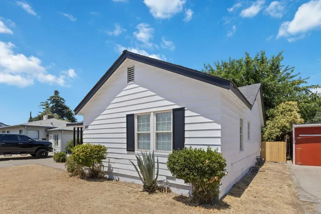 $374,998 | 365 East Main Street, Merced, CA 95340
