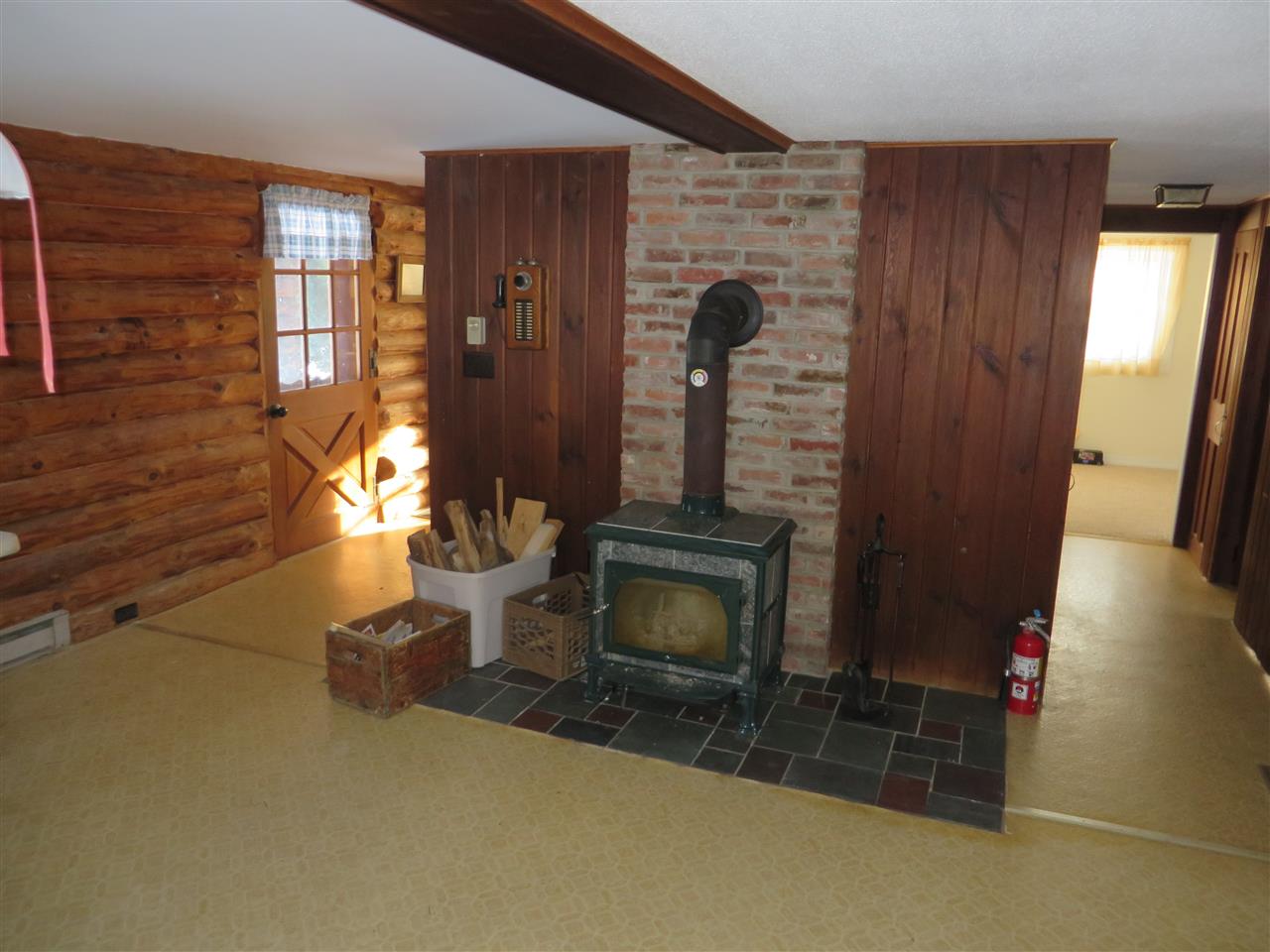 53 Putnam Road Springfield, VT 05156 - Photo 2 of 19