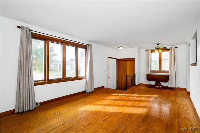 $215,000 | 74 Rosemead Lane, Cheektowaga, NY 14227