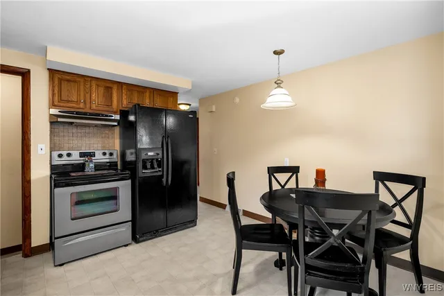 $215,000 | 74 Rosemead Lane, Cheektowaga, NY 14227