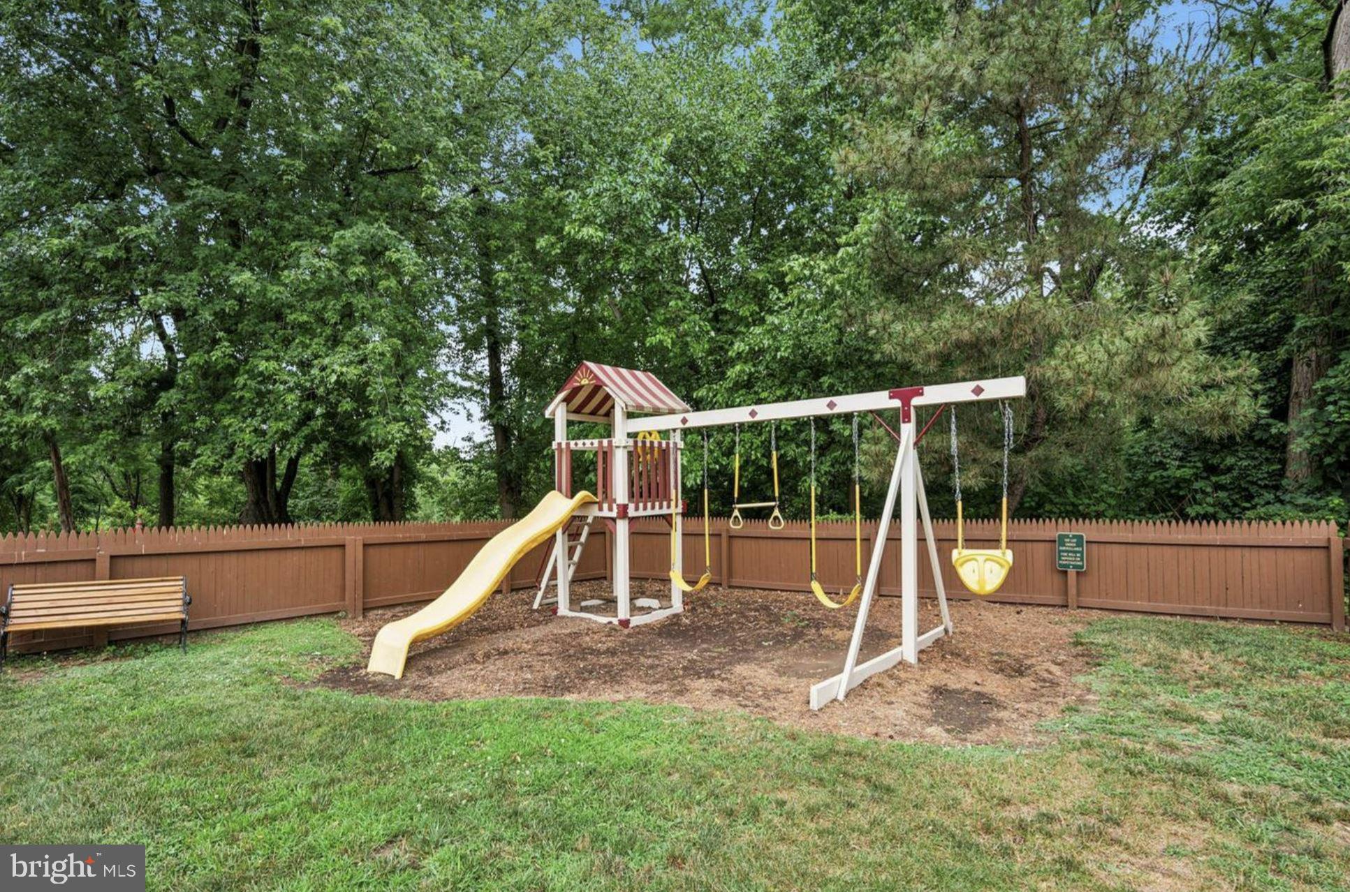 400 Glendale Road, Unit A54 Havertown, PA 19083 - Photo 19 of 21 Community Playground