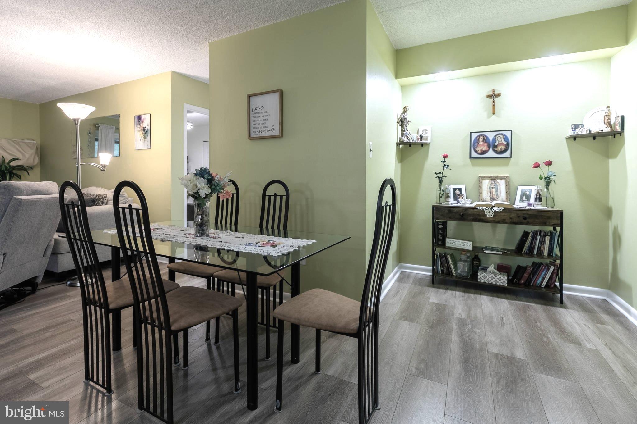 400 Glendale Road, Unit A54 Havertown, PA 19083 - Photo 6 of 21 Dining Area