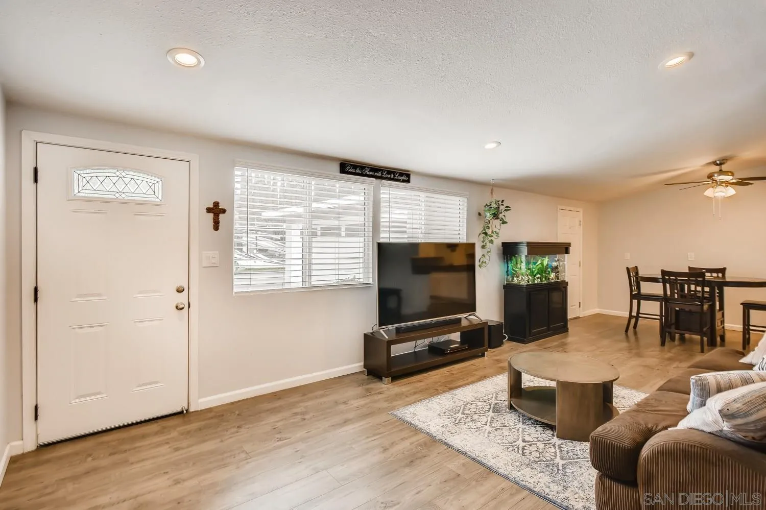 14136 Frame Road Poway, CA 92064 - Photo 8 of 40 Gallery Image 8