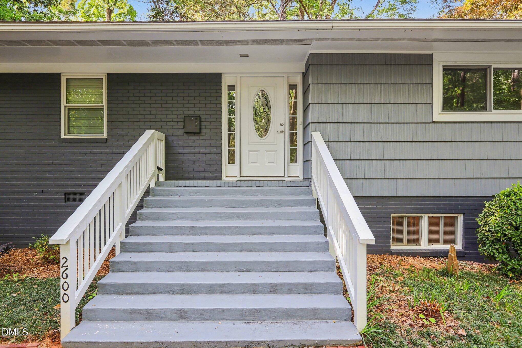 2600 Wade Avenue Raleigh, NC 27607 - Photo 3 of 31 a view of entryway