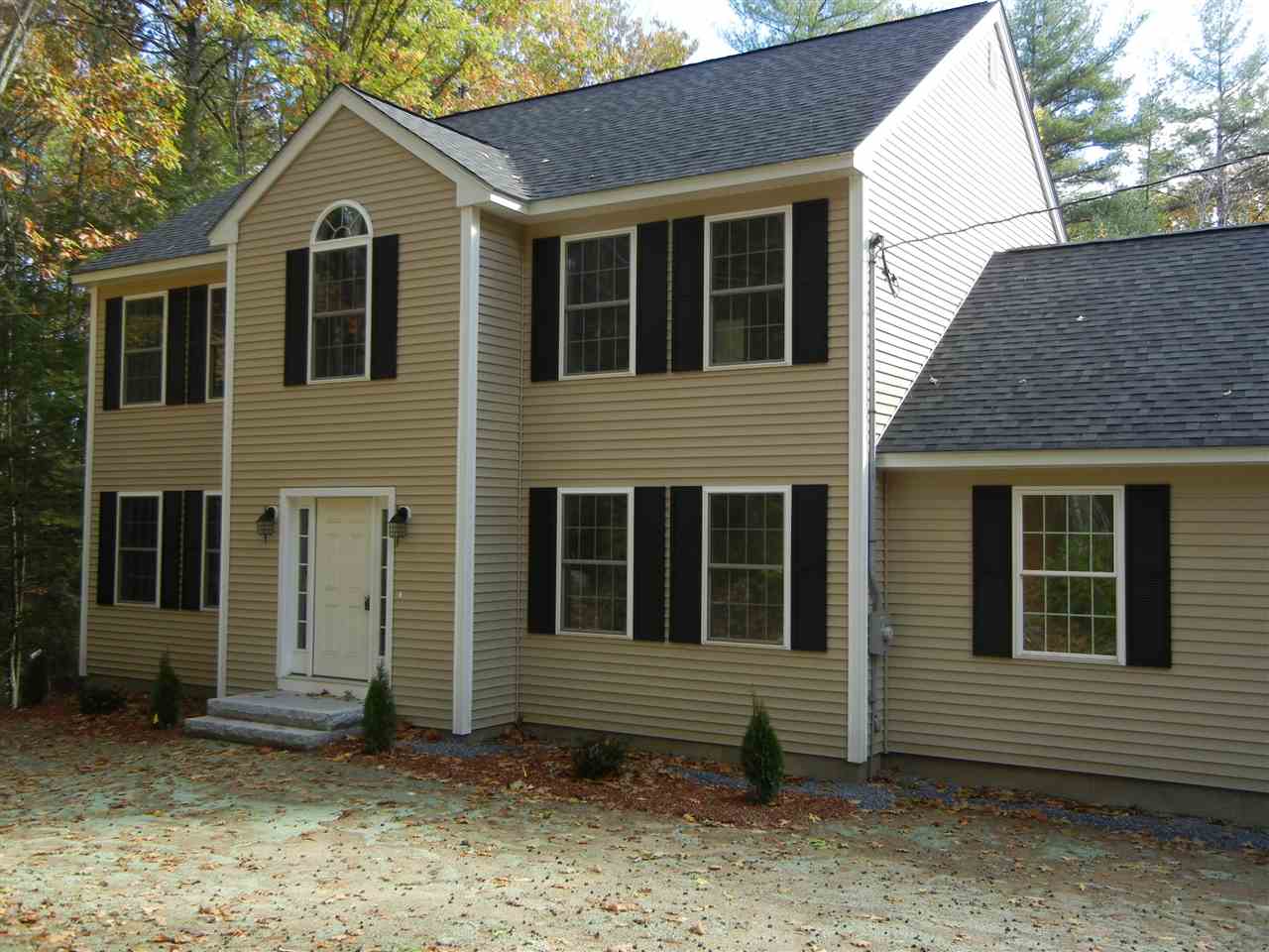 12 Blueberry Hill Road Amherst, NH 03031 - Photo 5 of 37
