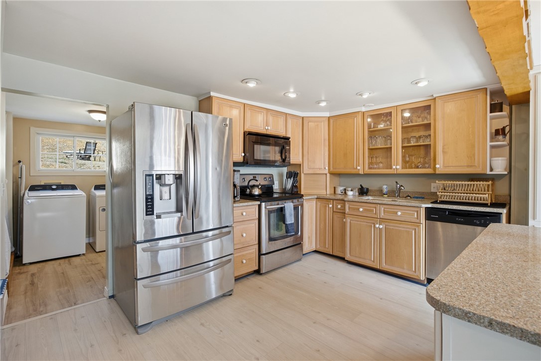 1562 West Lake Road Jerusalem, NY 14527 - Photo 10 of 41 Kitchen
