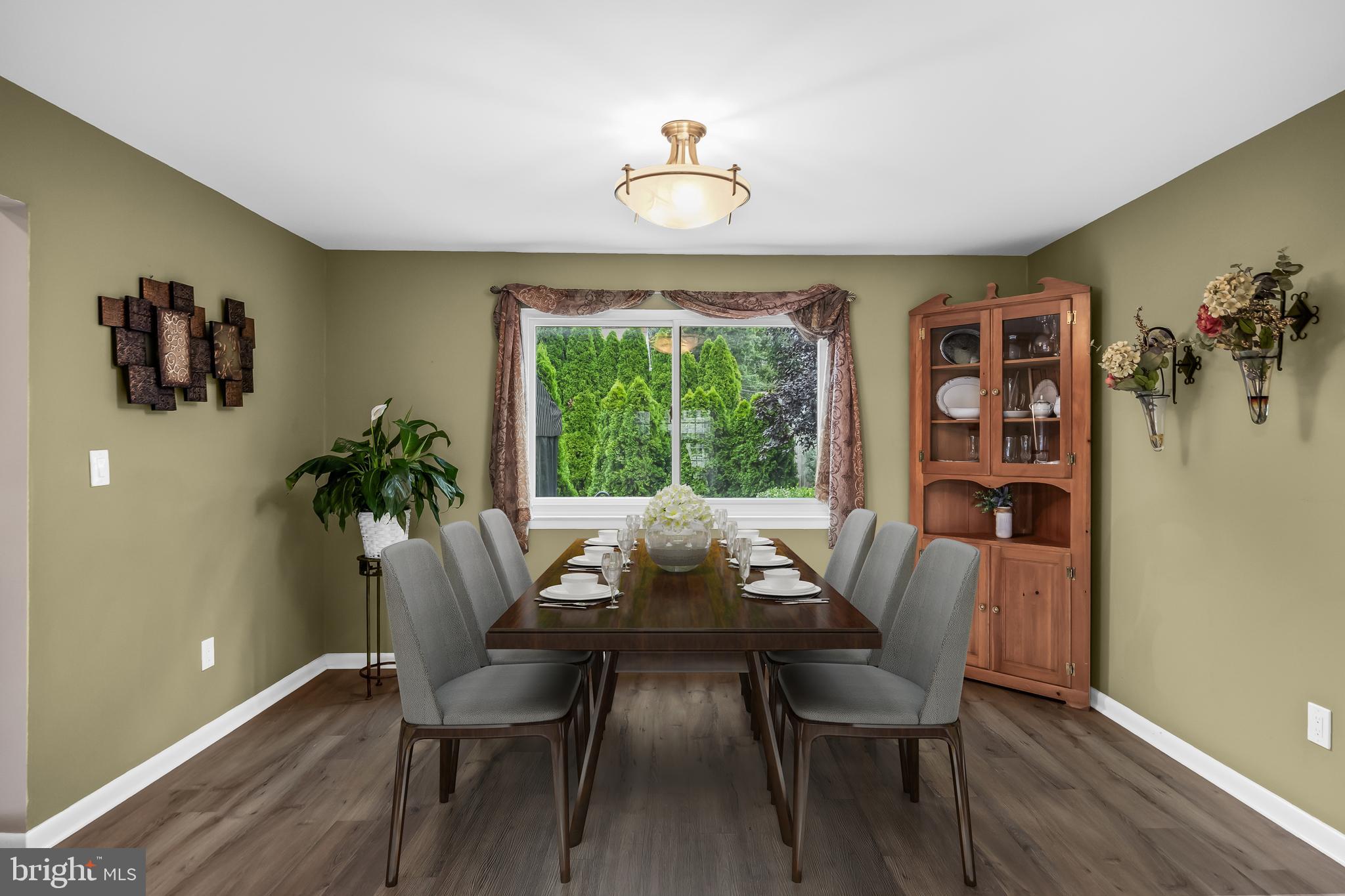112 Champlain Road Marlton, NJ 08053 - Photo 11 of 44 Virtual staging dining room