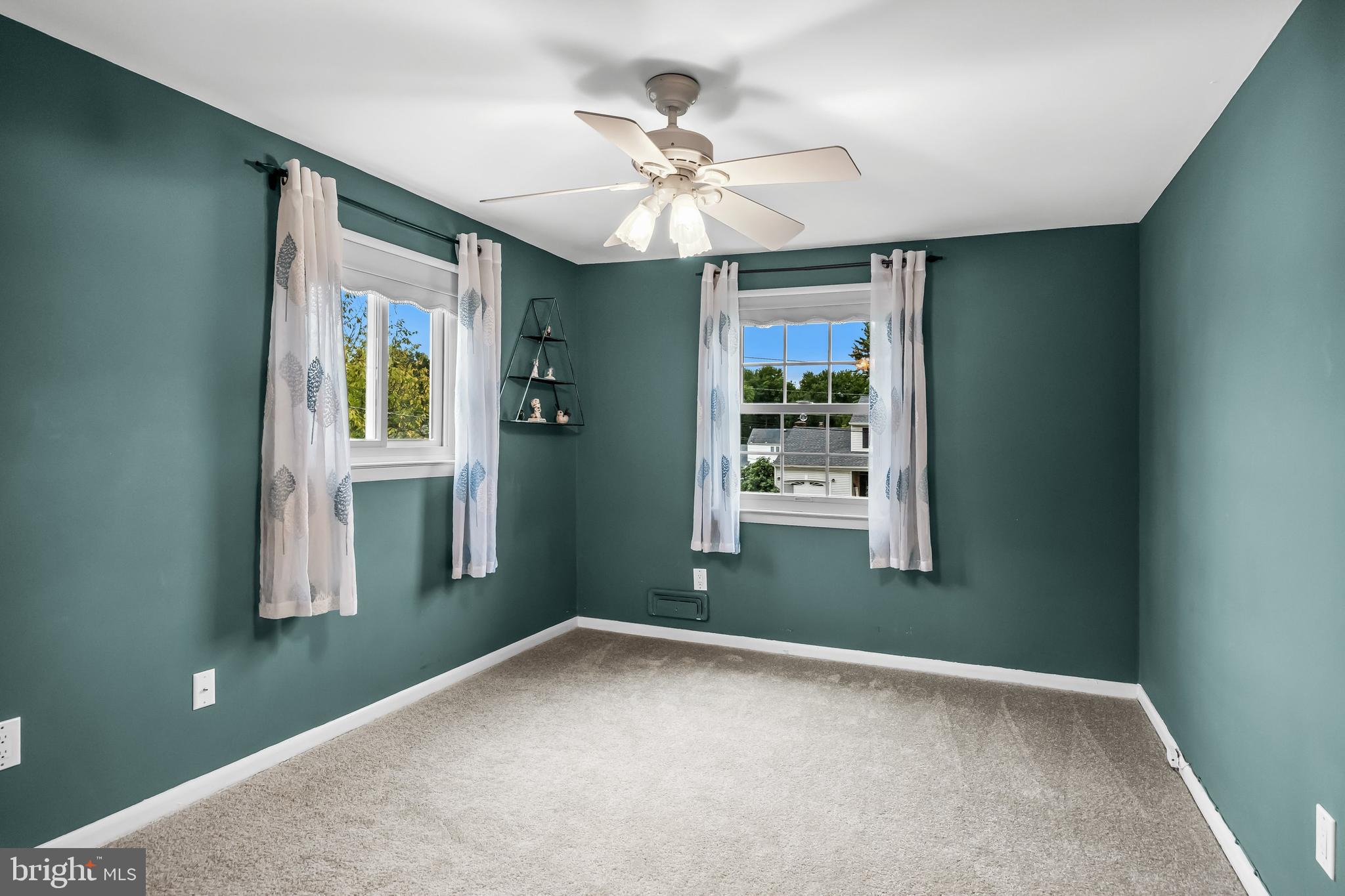 112 Champlain Road Marlton, NJ 08053 - Photo 29 of 44 3rd bedroom with new carpet