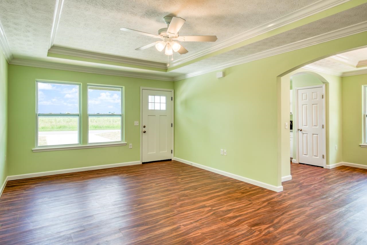 167 Maple Tree Lane Elkton, FL 32033 - Photo 5 of 22 Gallery Image 5