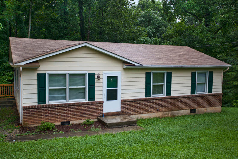 3977 Pitzer Road Roanoke, VA 24014 - Photo 23 of 29 Pitzer024
