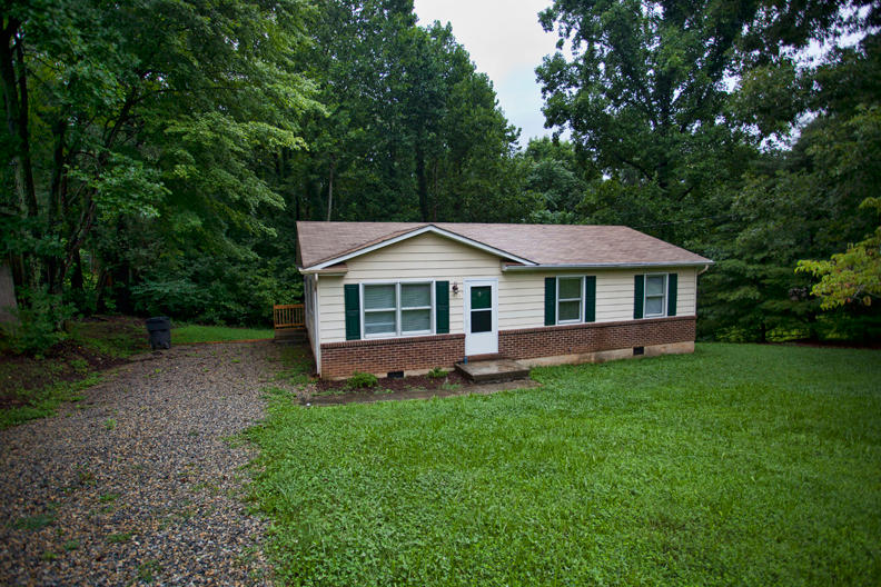 3977 Pitzer Road Roanoke, VA 24014 - Photo 24 of 29 Pitzer025