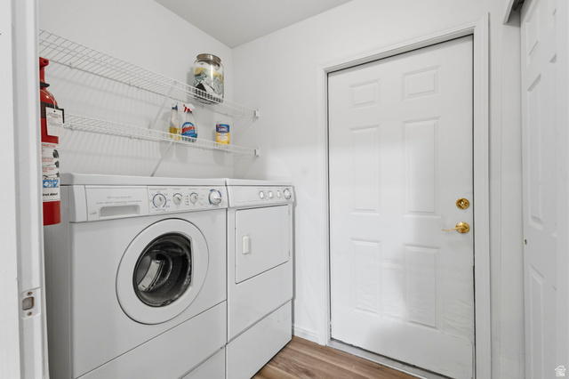 2047 West Abbey View Road, Unit 17C West Jordan, UT 84088 - Photo 35 of 50 Laundry room