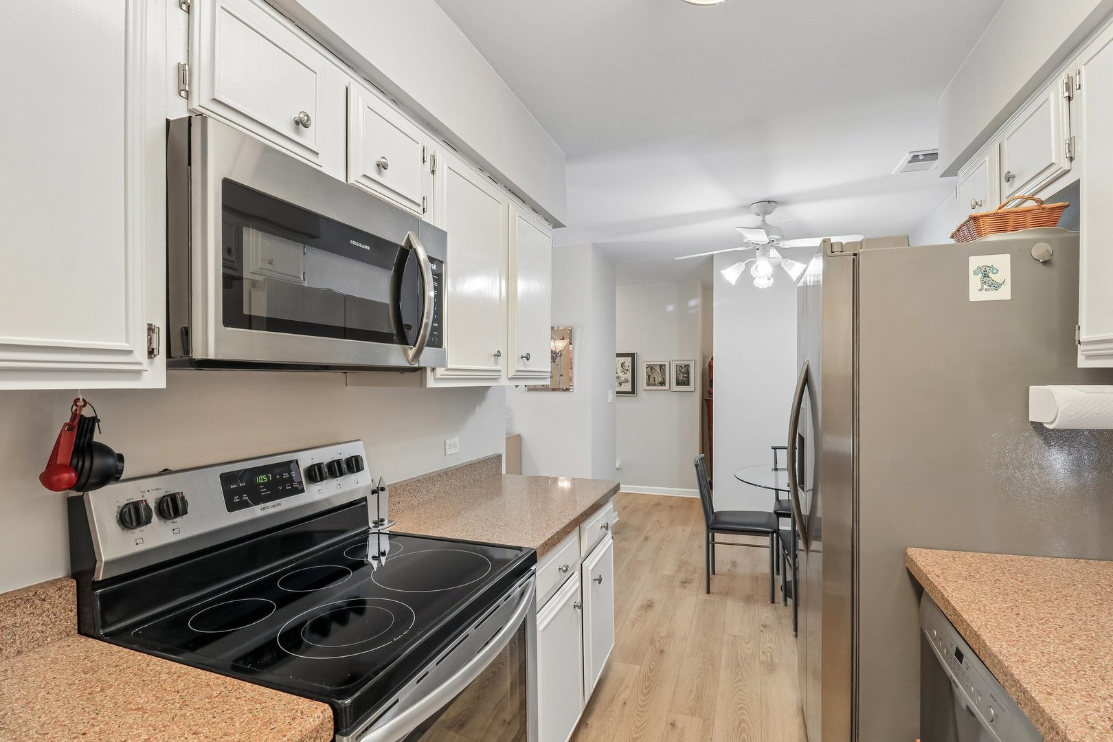 4050 Dundee Road, Unit 303 Northbrook, IL 60062 - Photo 11 of 38