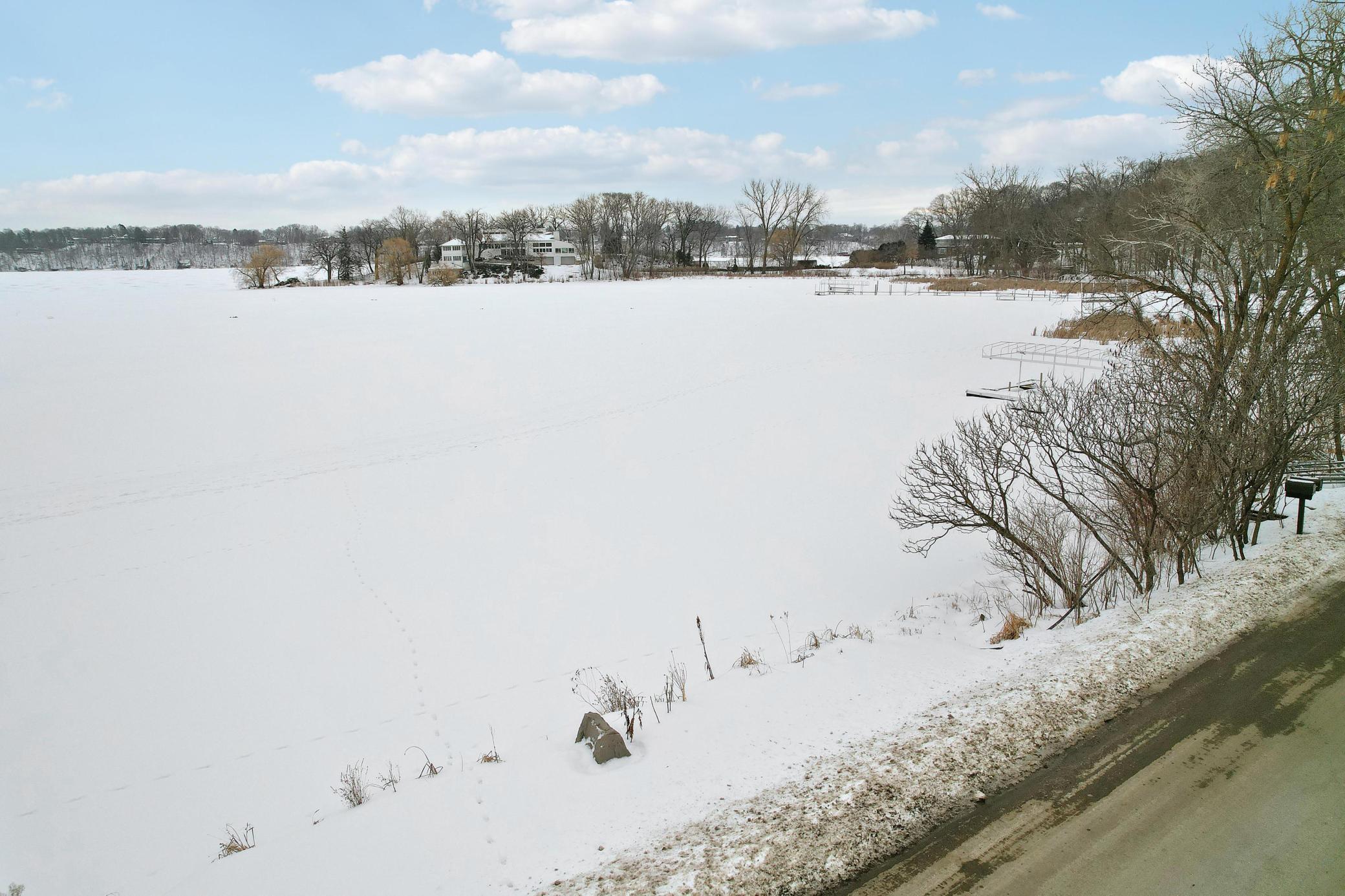 5880 Christmas Lake Road Excelsior, MN 55331 - Photo 3 of 5