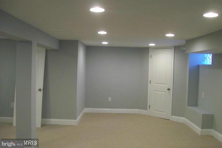 2703 Garnet Road Baltimore, MD 21234 - Photo 14 of 19 Interior (General)