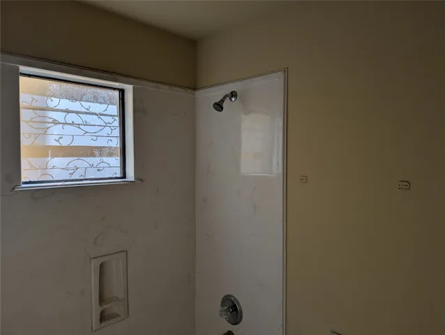 $1,450 | 3006 La Estancia Lane, Houston, TX 77093