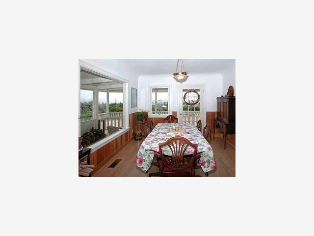 513 Calabasas Road Watsonville, CA 95076 - Photo 7 of 9 Gallery Image 7