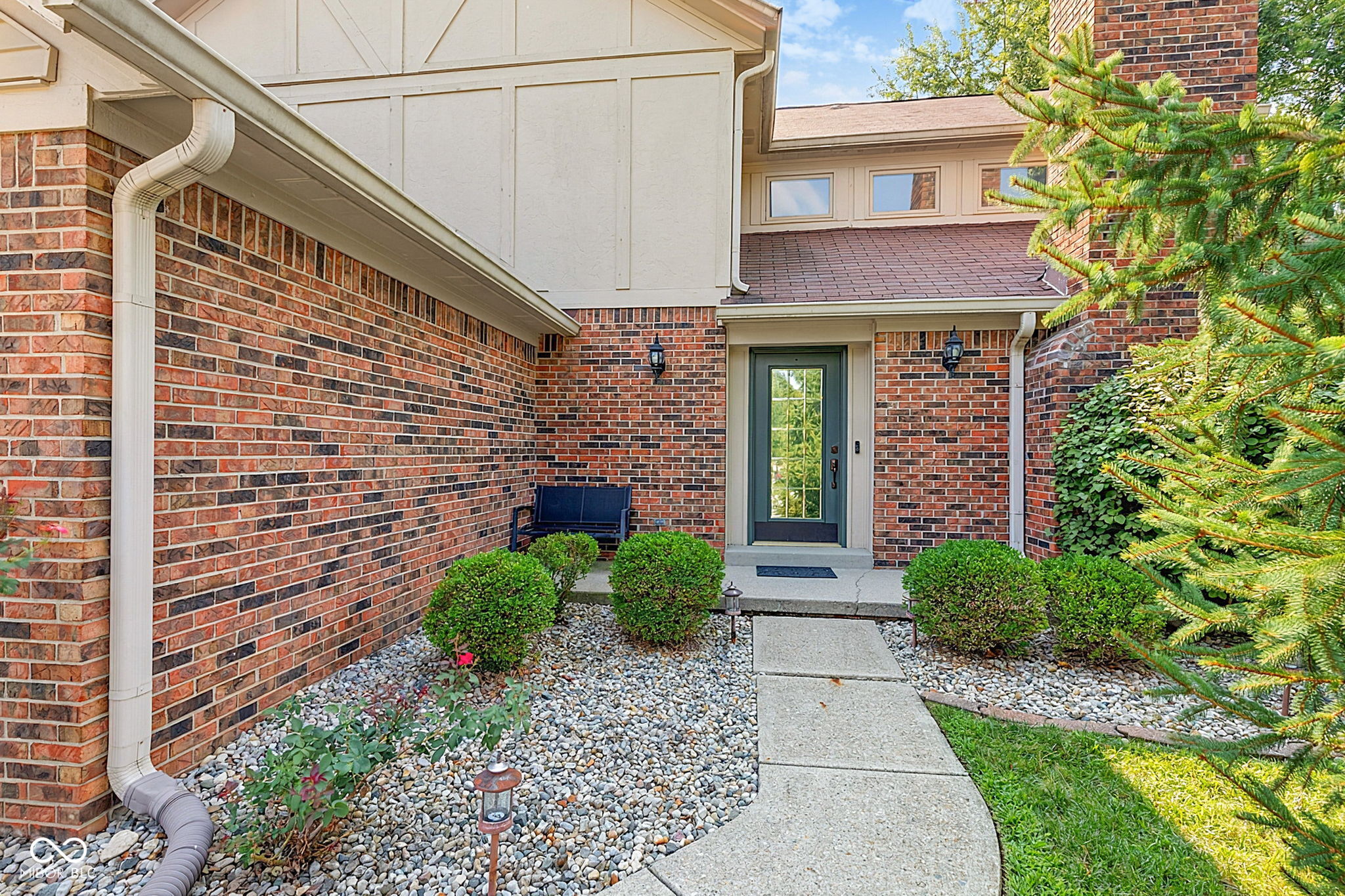 12424 Charing Cross Road Carmel, IN 46033 - Photo 4 of 48