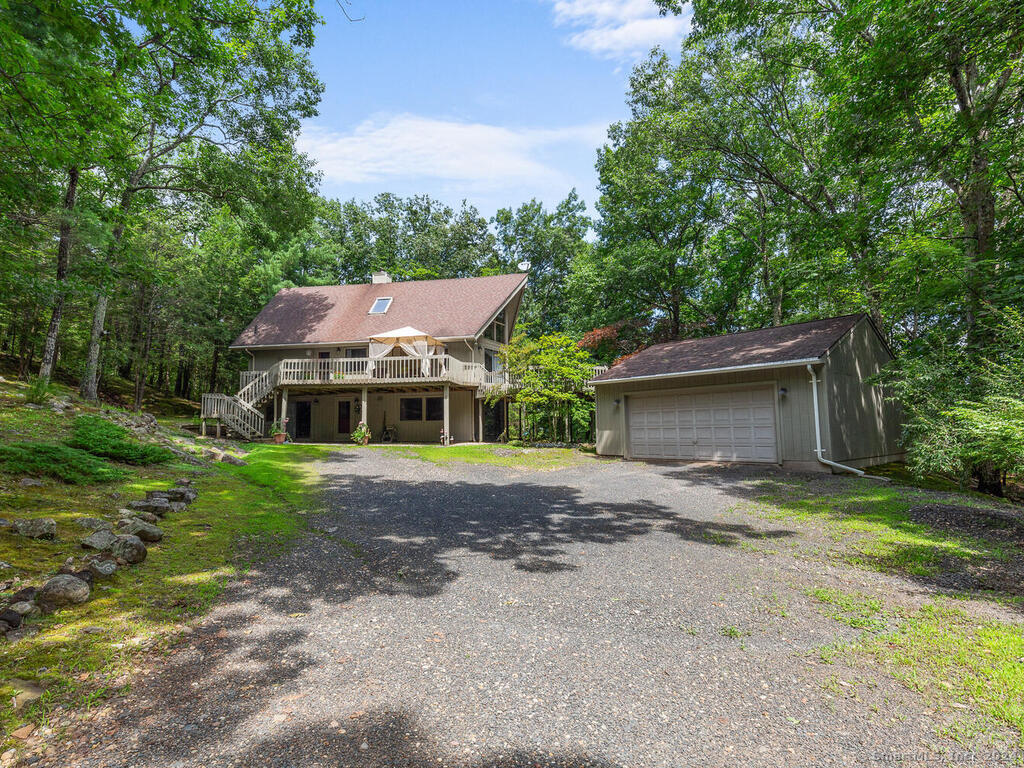 11 Ledgewood Road Canton, CT 06019 - Photo 1 of 1