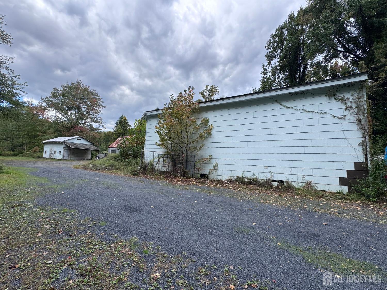 78 Major Road Monmouth Junction, NJ 08852 - Photo 4 of 25 Gallery Image 4