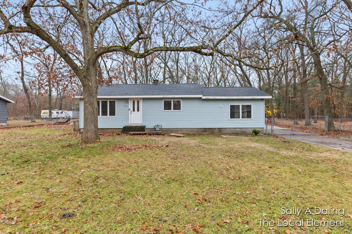 3103 Bonneta Road Muskegon, MI 49442 - Photo 1 of 20 IMG_1000