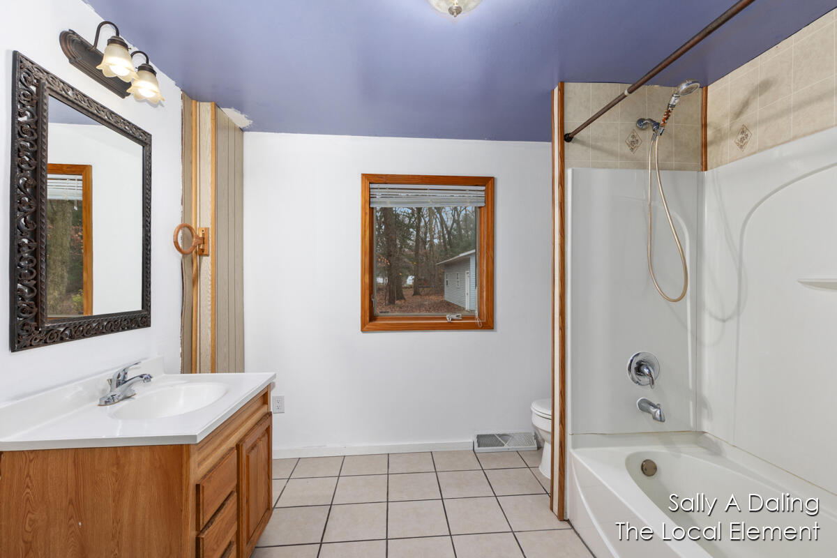 3103 Bonneta Road Muskegon, MI 49442 - Photo 14 of 20 IMG_1008